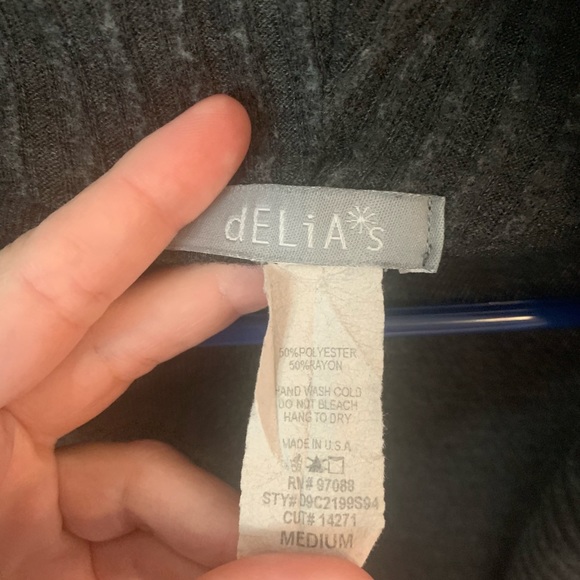 Sweater - Picture 2 of 3